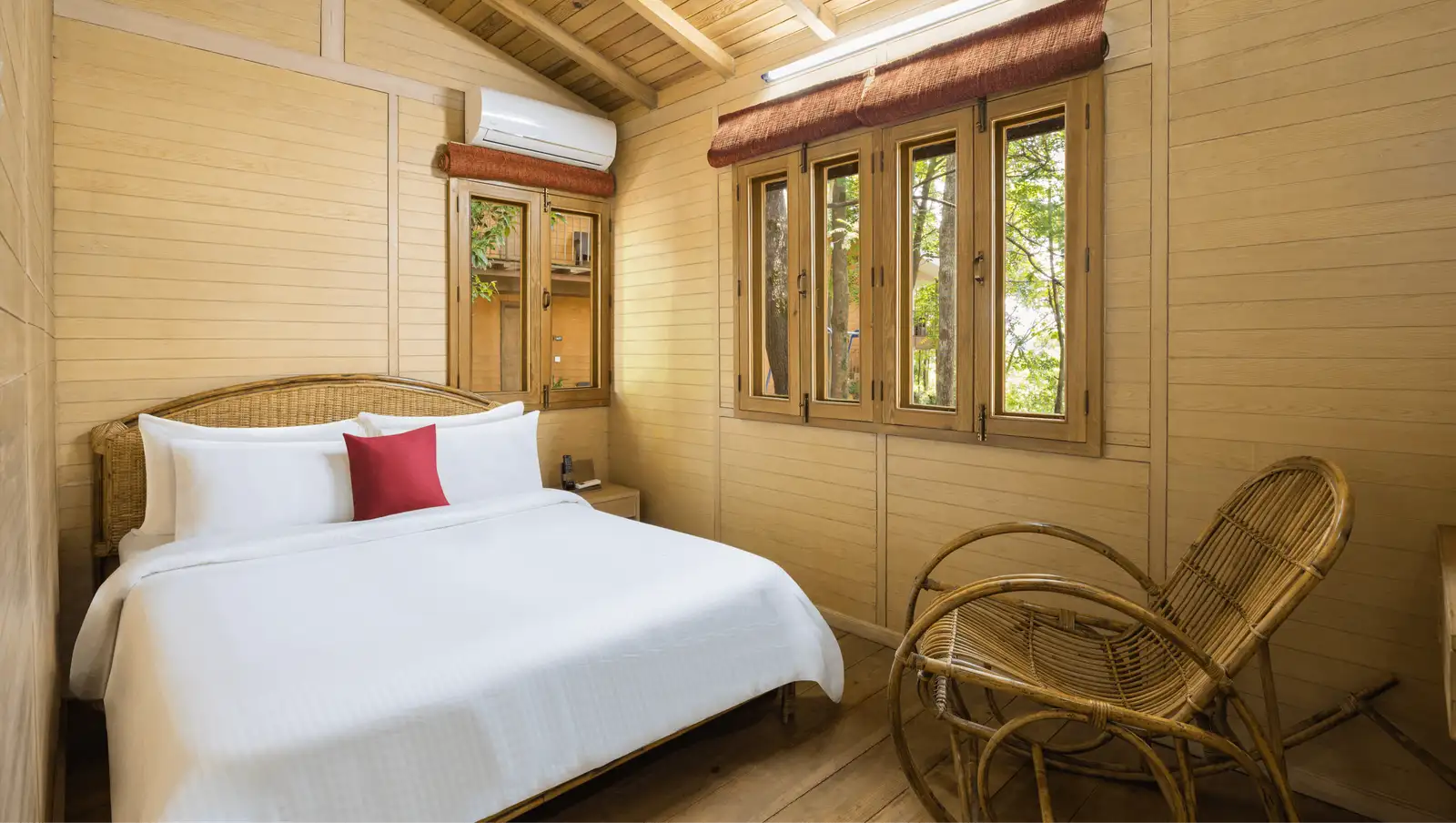 One Bed Room Wood Cottage